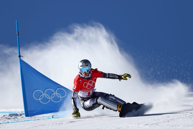Poslechněte si celý rozhovor s trojnásobnou olympijskou medailistkou Ester Ledeckou po paralelním obřím slalomu | foto: Lisi Niesner,  Reuters