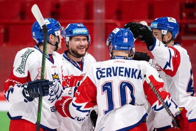 Hokejisté národního týmu. Kdy Češi zažívali medailové úspěchy? | foto: Reuters