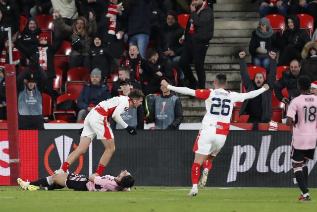 Mojmír Chytil se v zápase proti Ženevě prosadil hned dvakrát | foto: David W Černý,  Reuters