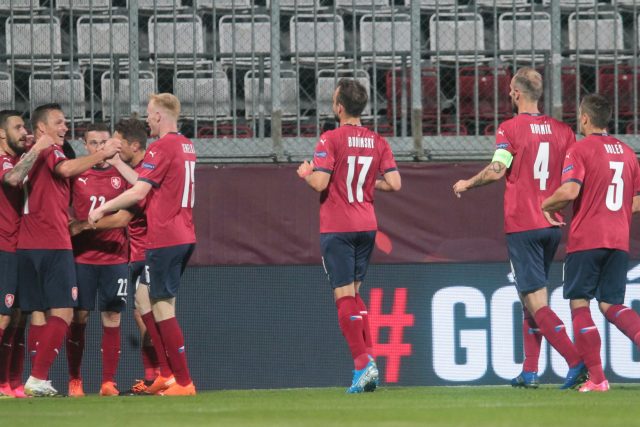 Zažijí čeští fotbalisté gólovou radost i proti Švédům? Kanonýr Schick bude chybět | foto: Profimedia