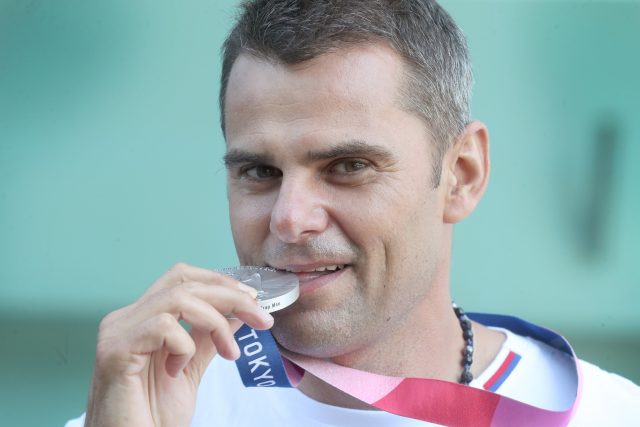 David Kostelecký získal stříbrnou medaili z olympijských her ve Tokiu v 46 letech! | foto: Jakub Stadler,  Profimedia