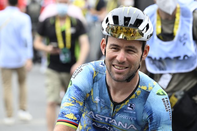 Mark Cavendish po pádu v 8. etapě Tour de France musel ze závodu předčasně odstoupit | foto: Profimedia