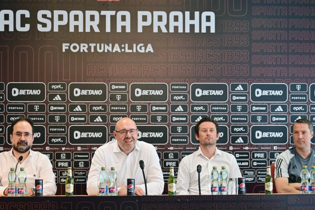 Předsezonní tisková konference fotbalové Sparty | foto: Michal Beránek / CNC / Profimedia