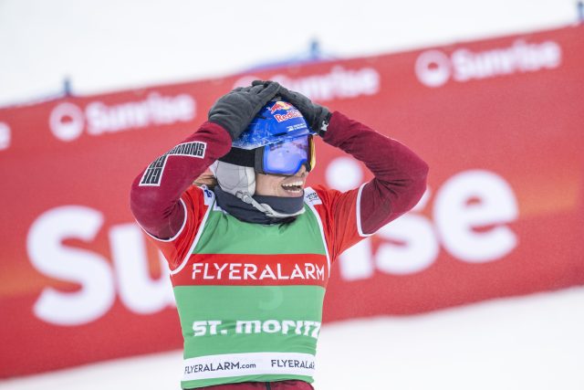 Eva Adamczyková v cíli závodu | foto: Mayk Wendt/EPA,  Profimedia