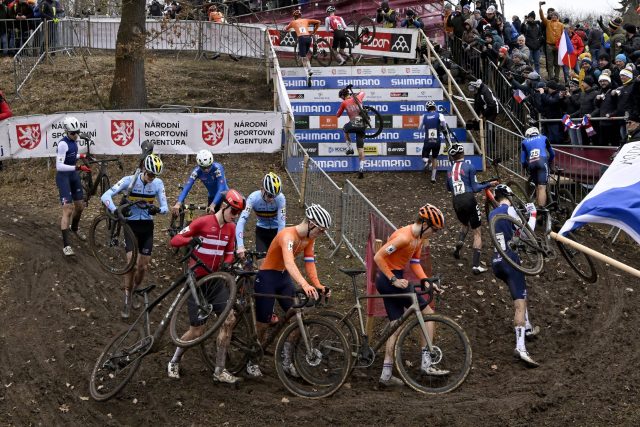 Cyklokros by mohl být novou disciplínou v programu zimních olympijských her  (archivní foto) | foto: Nico Vereecken,  Profimeda