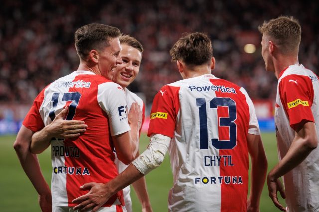 Fotbalisté Slavie Praha | foto:  Michal Sváček / MAFA,  Profimedia