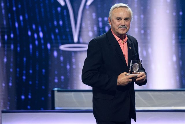 Josef Fuksa,  děda a trenér kanoisty a olympijského vítěze Martina Fuksy | foto: Vlastimil Vacek,  Právo / Profimedia Josef Fuksa,  děda a trenér kanoisty a olympijského vítěze Martina Fuksy | foto: Vlastimil Vacek,  Právo / Profimedia