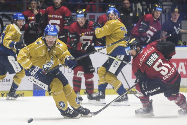 Jaromír Jágr v zápase proti Spartě | foto:  Michal Kamaryt,  ČTK