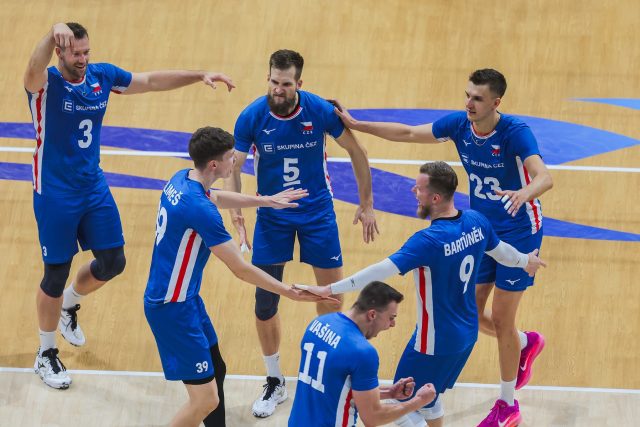 Čeští volejbalisté se ve čtvrtfinále mistrovství světa střetnou s Íránem | foto: Profimedia