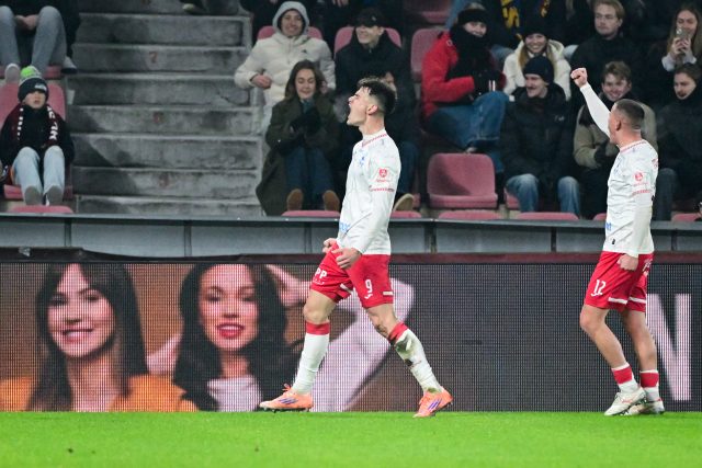 Pardubice v ligovém zápase porazily Spartu poprvé v historii | foto: Ondřej Deml,  ČTK