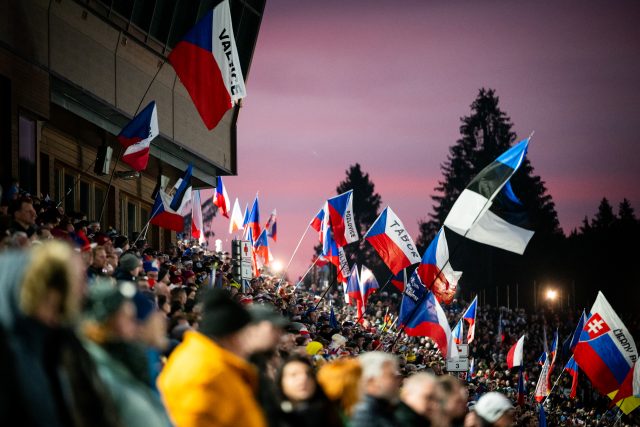 Fanoušci na Světovém poháru v biatlonu v Novém Městě na Moravě | foto: Zuzana Jarolímková,  iROZHLAS.cz