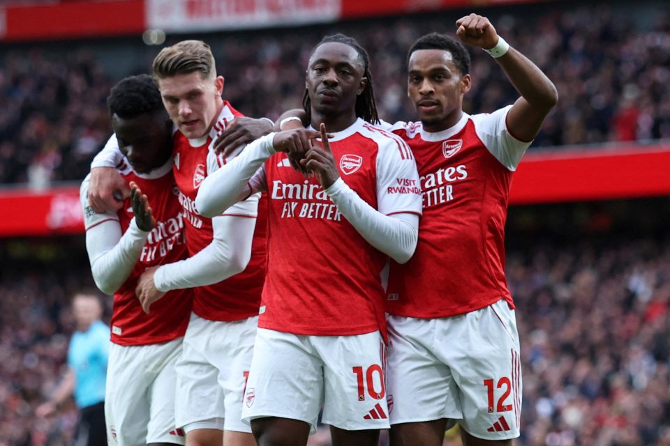 Fotbalisté Arsenalu slaví gól v městském derby proti Crystal Palace | foto: Action Images via Reuters