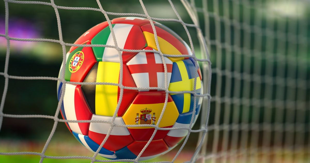 Foot en direct !  Radiožurnál Sport diffuse les 64 matchs du championnat du monde.  Consultez le programme de diffusion